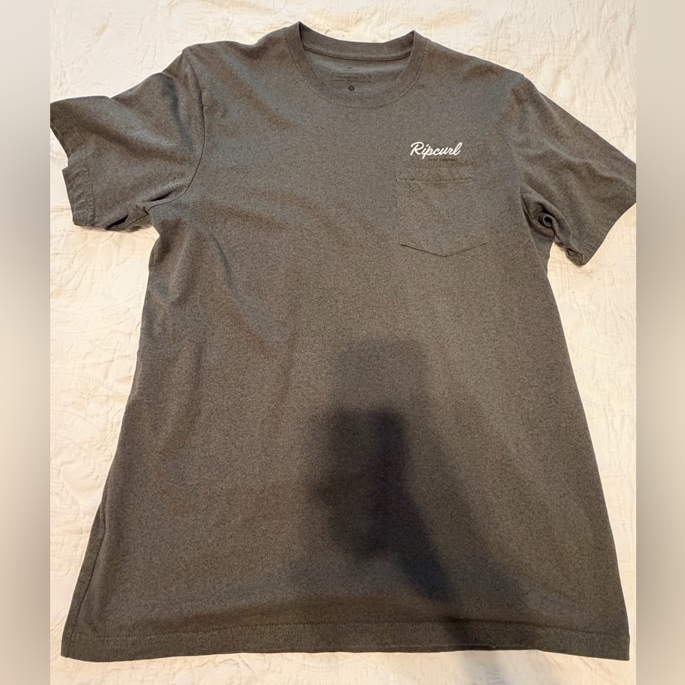 3 for$10✨Rip Curl Men's Miss Green T-Shirt with Chest pocket, Size M *NEW*